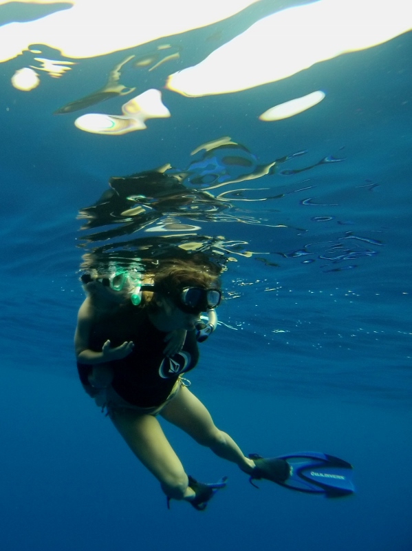 Lukie turtling on Val